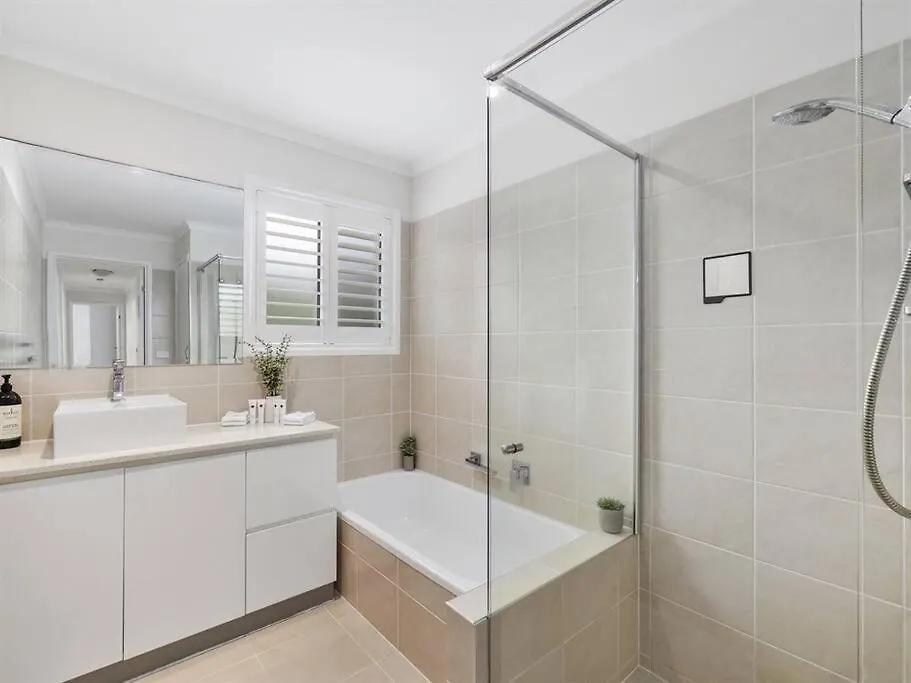 Buddina Deluxe 3 Bedroom Family Getaway House 오스트레일리아